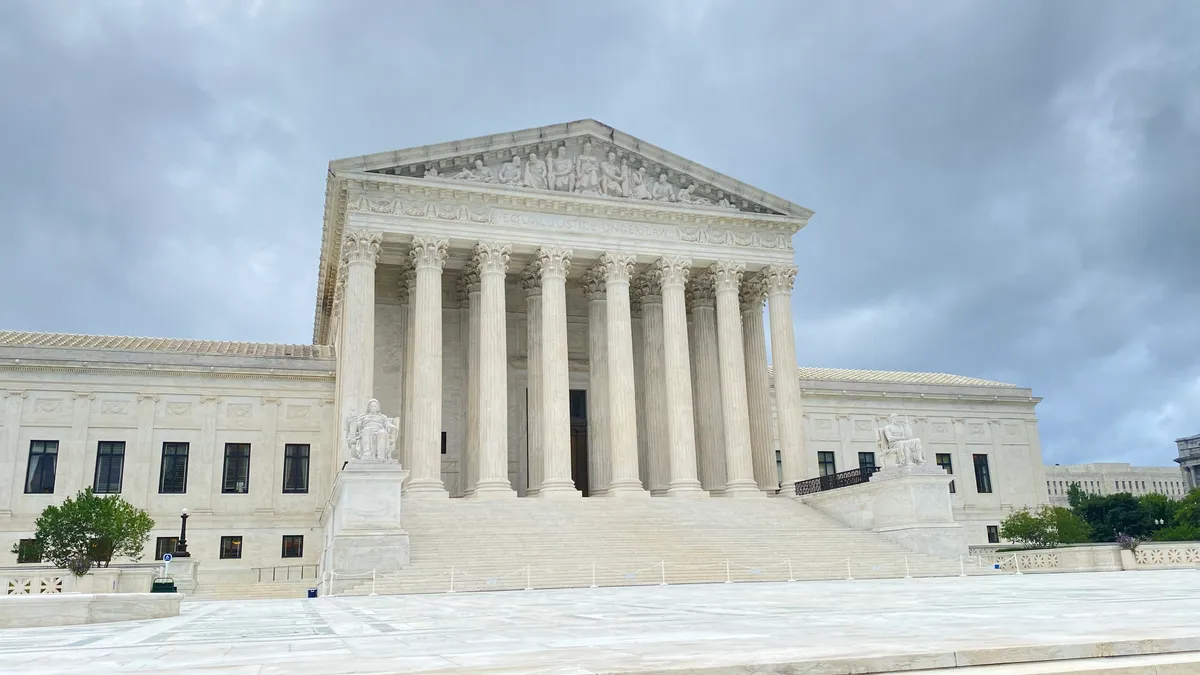 Supreme Court of the United States exterior